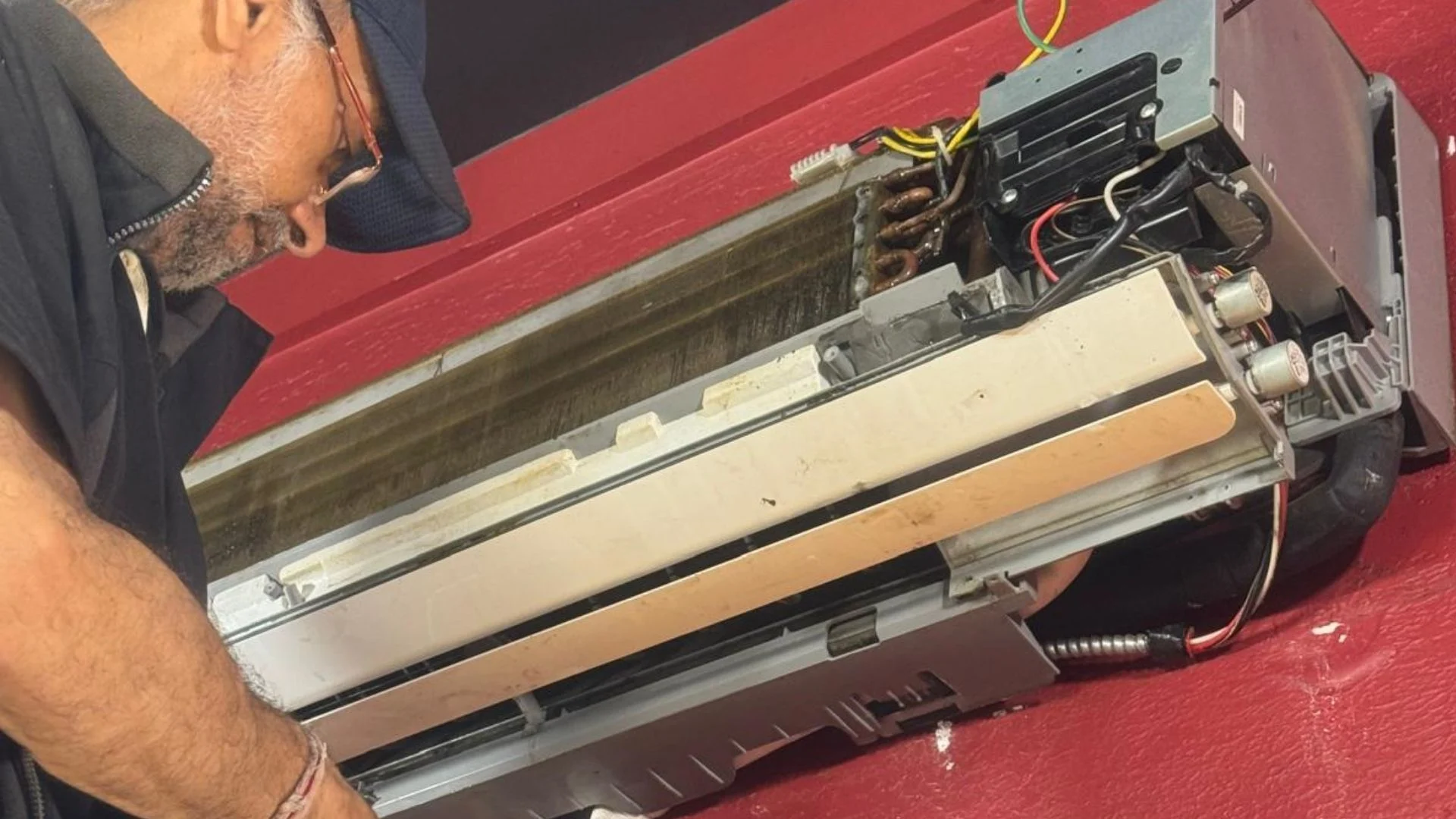 Air conditioner installation (3)